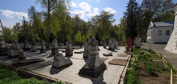 <p>Завальное кладбище</p>